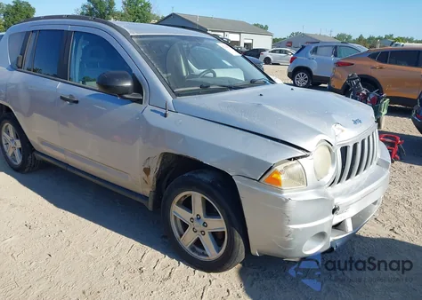 2007 Jeep Compass Sport из США, поврежденный, VIN 1J8FT47W07D145456